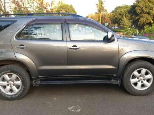 Toyota Fortuner 4x4 MT 2010 for sale 