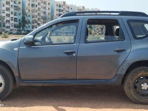 Used Renault Duster car MT at low price