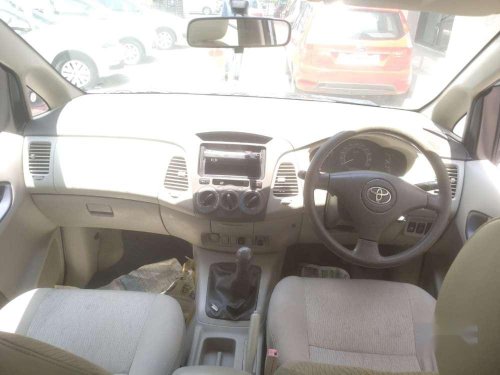 Toyota Innova 2.5 G4 7 STR, 2010, Diesel MT for sale 