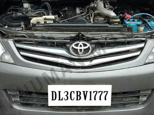 2011 Toyota Innova 2.5 V 7 Seater Diesel MT for sale in New Delhi