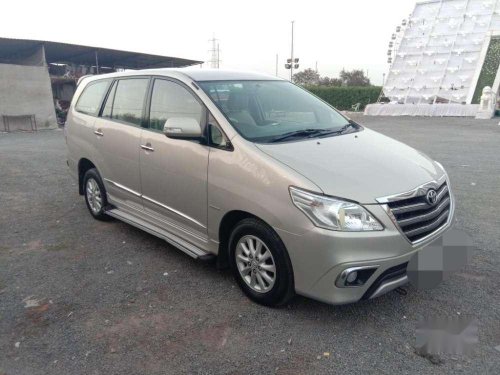 Toyota Innova 2015 MT for sale 