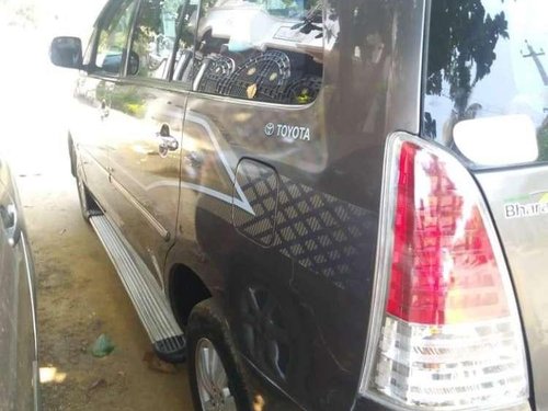 Toyota Innova 2010 MT for sale 