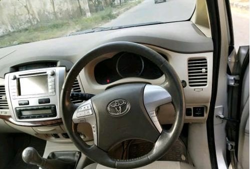2013 Toyota Innova 2.5 VX 7 seater Diesel MT for sale in New Delhi