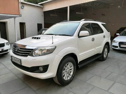 2014 Toyota Fortuner 4x2 AT Diesel ATfor sale in New Delhi