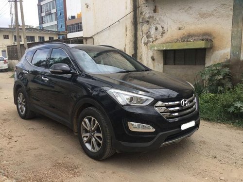 Used Hyundai Santa Fe  4WD AT car at low price