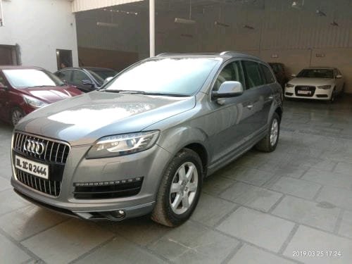 Used 2013 Audi Q7 3.0 TDI Quattro Diesel AT for sale in New Delhi