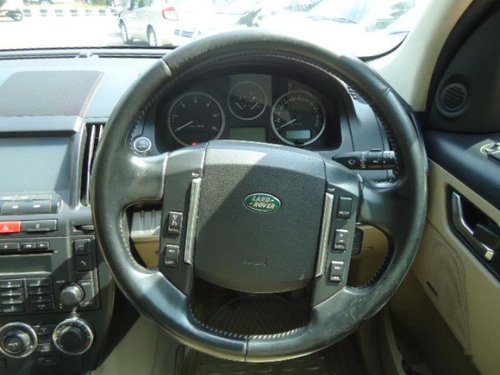 Used Land Rover Freelander 2 TD4 SE AT car at low price