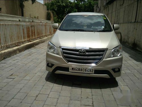 Toyota Innova 2015 MT for sale 