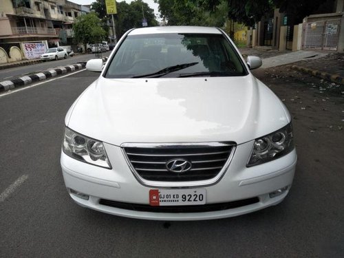 2010 Hyundai Sonata Embera 2.0L CRDi AT for sale at low price