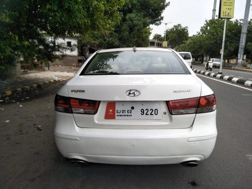 2010 Hyundai Sonata Embera 2.0L CRDi AT for sale at low price