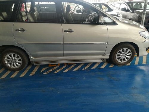 Used Toyota Innova MT 2004-2011 car at low price