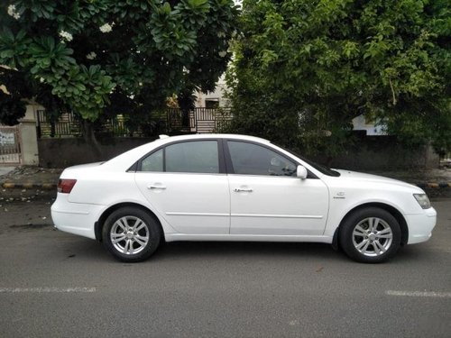 2010 Hyundai Sonata Embera 2.0L CRDi AT for sale at low price