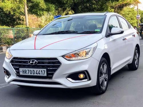 Hyundai Verna 2018 MT for sale 