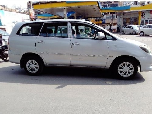 2010 Toyota Innova 2.5 G4 Diesel MT for sale in New Delhi