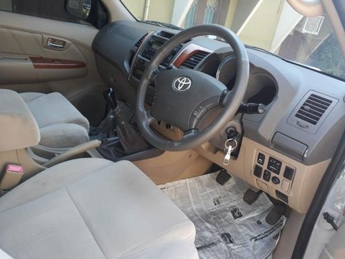 Toyota Fortuner 4x4 MT 2011 for sale