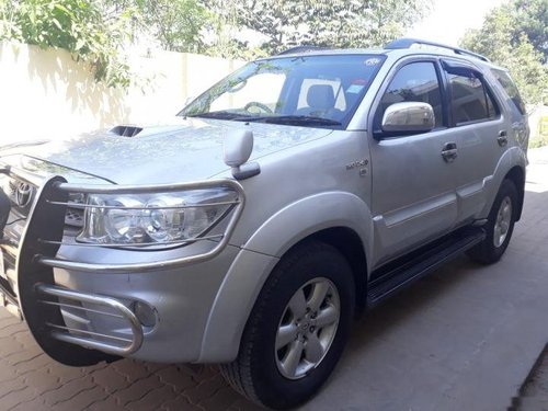 Toyota Fortuner 4x4 MT 2011 for sale