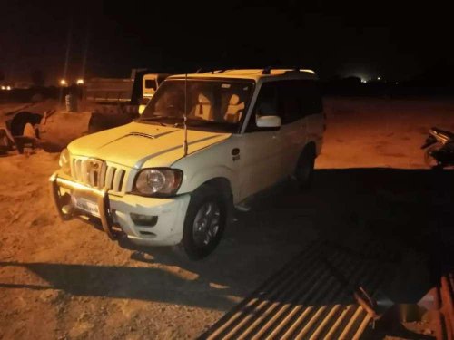 Mahindra Scorpio MT  2015 for sale 