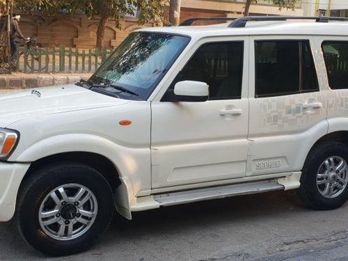Mahindra Scorpio VLX 4WD ABS AT BSIII for sale