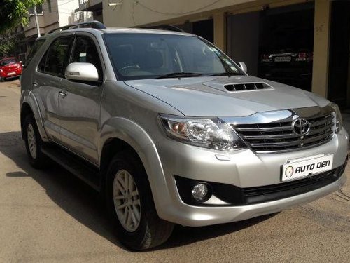 Used Toyota Fortuner 4x2 4 Speed AT car at low price