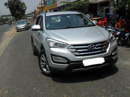 Used Hyundai Santa Fe  4WD AT car at low price