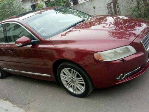 Used Volvo S80 car D5 MT at low price