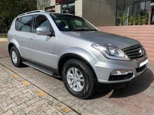 Used Mahindra Ssangyong Rexton RX7 AT car at low price