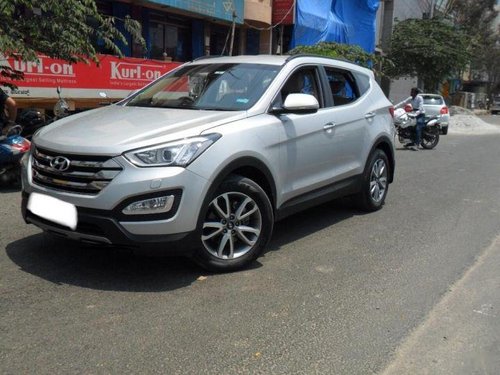 Used Hyundai Santa Fe  4WD AT car at low price