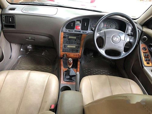 Used Hyundai Elantra car CRDI MT for sale at low price