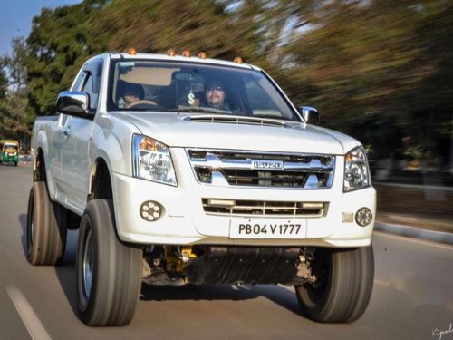 Used 2014 Isuzu D-Max MT for sale