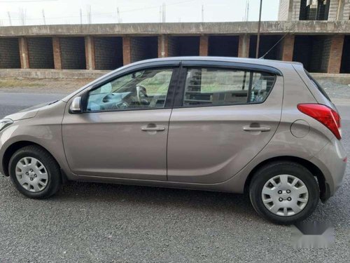 Hyundai i20 Magna 1.2 2014 MT for sale 