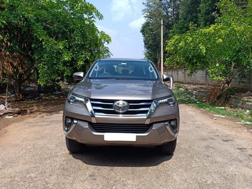 Toyota Fortuner 2.8 2WD AT 2017 for sale