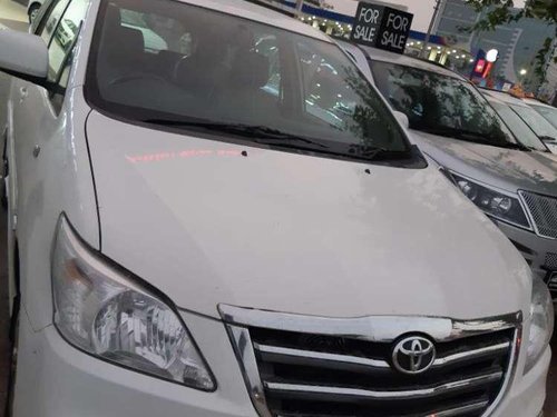 Toyota Innova 2012 MT for sale 