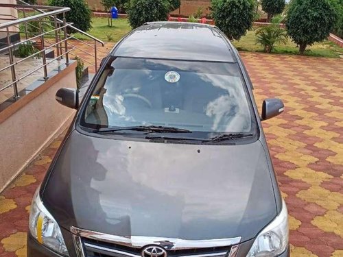 Used Toyota Innova MT car at low price