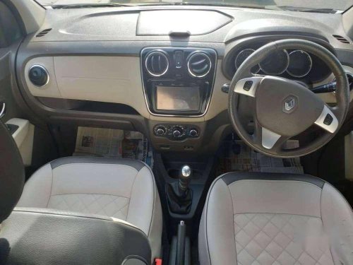 Used Renault Lodgy car MT at low price