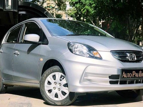 Used Honda Amaze car MT at low price