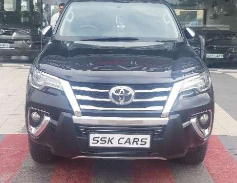 Used Toyota Fortuner car 4x4 AT for sale at low price