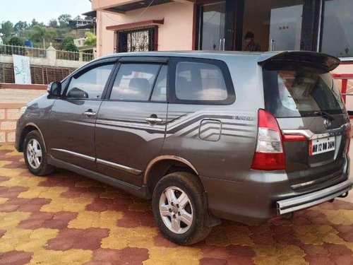 Used Toyota Innova MT car at low price