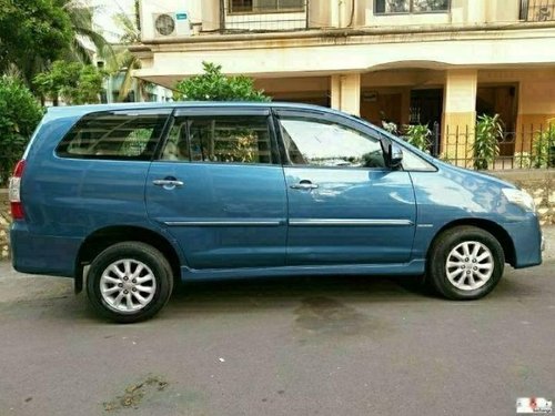 Toyota Innova 2.5 V Diesel 8-seater MT for sale