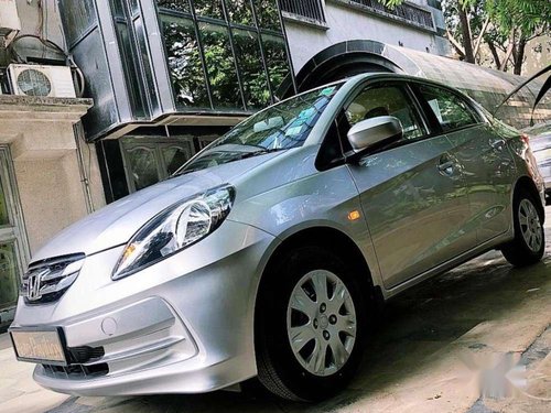 Used Honda Amaze car MT at low price