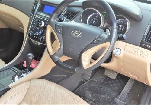 Used Hyundai Sonata Embera  2.4L AT car at low price