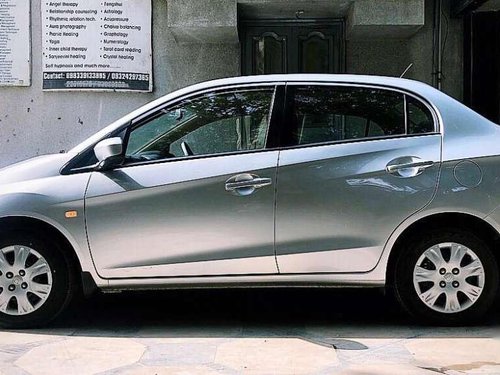 Used Honda Amaze car MT at low price