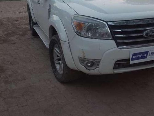 Ford Endeavour 2.5L 4X2 2011 MT for sale 