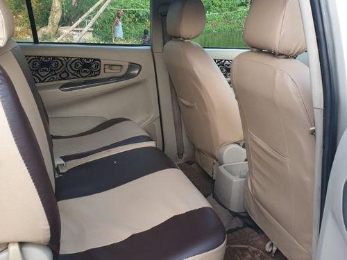 Toyota Innova 2004-2011 2010 for sale