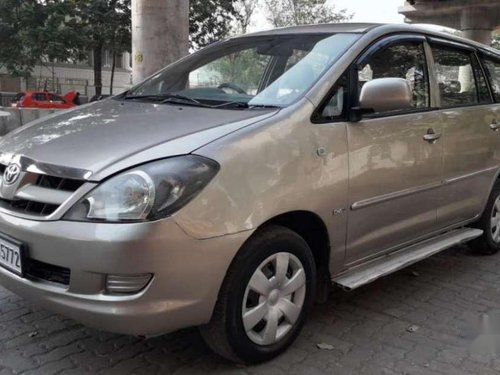 Toyota Innova 2.5 G4 8 STR, 2006, Diesel MT for sale 