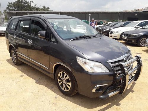 Toyota Innova 2.5 V Diesel 7-seater MT for sale