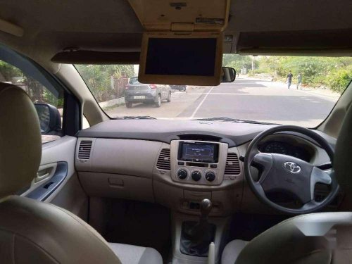 Toyota Innova 2013 MT for sale 