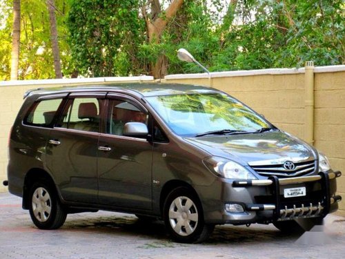 Toyota Innova 2.0 G4, 2010, Diesel MT for sale 