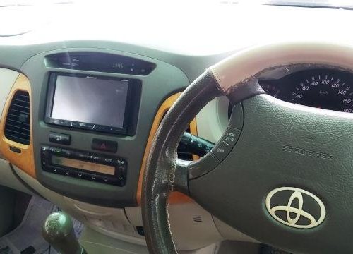 2011 Toyota Innova  2.5 VX 8 STR MT for sale