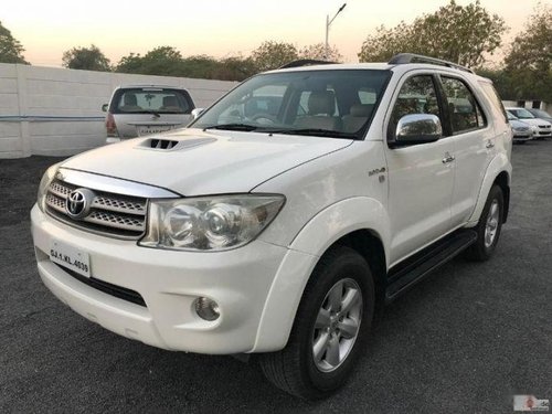 Toyota Fortuner 4x4 MT for sale
