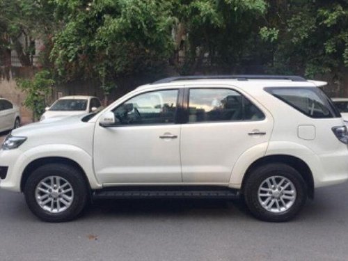 Used Toyota Fortuner 4x2 Manual MT car at low price